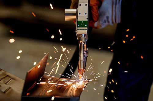 五金行業應用激光切割機的優勢